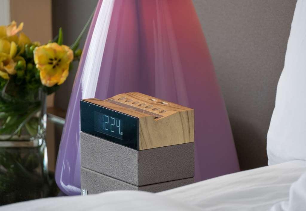 Hotel Murano Такома Номер фото The new alarm clock